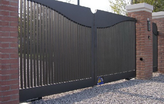 Купить новые ворота Абакан откатные в Горно-Алтайске по цене от 81664 руб