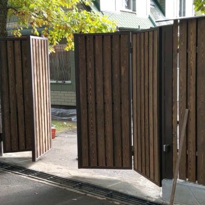 Купите и Закажите Ворота Гармошка: Лучшая Цена от 46600 руб, Установка под Ключ и Доставка в Горно-Алтайске и по Области