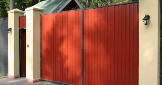 Купить ворота из профнастила Горно-Алтайск, цена от 4033 руб.